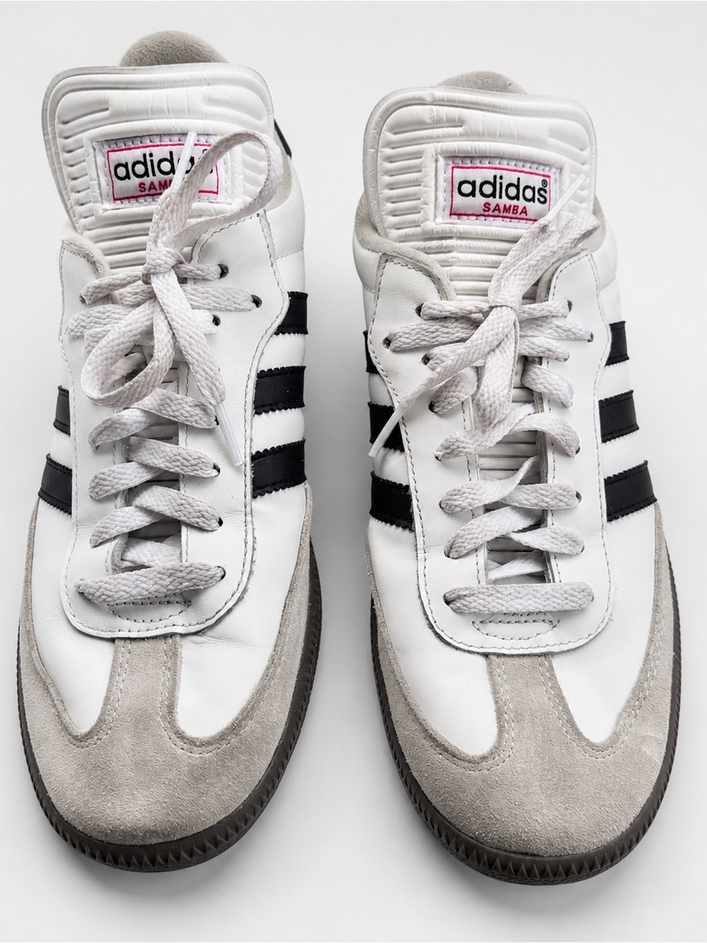 Adidas Samba Cassic White & Black Soccer Sneaker Men's SZ 9 Women's 10-10.5